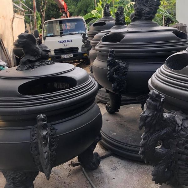 Lư hóa vàng bằng xi măng