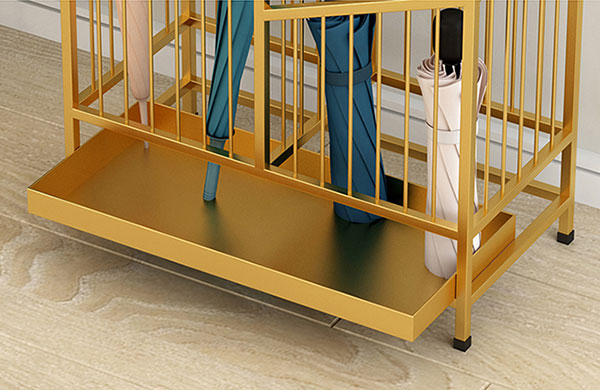 Khay đựng nước cần làm sạch như hình