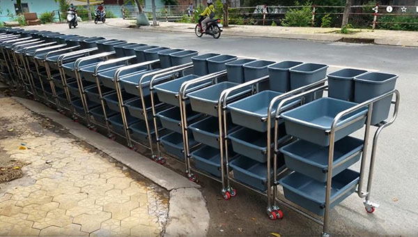 Xe dọn bát đĩa hàng Việt luôn rẻ hơn hàng nhập khẩu