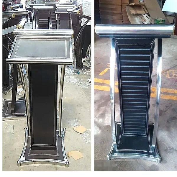 Bàn giao bục phát biểu cho đại lý ở Ninh Bình