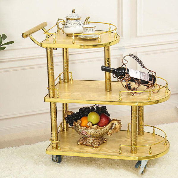 Mẫu xe chở rượu inox mạ vàng ấn tượng