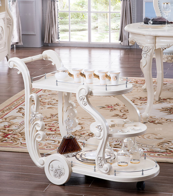 Xe chở rượu kiểu dáng tân cổ điển được đánh giá cao về ngoại hình và có giá khá đắt