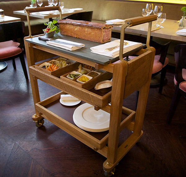 Cẩn thận khi vận chuyển đồ nóng trên xe