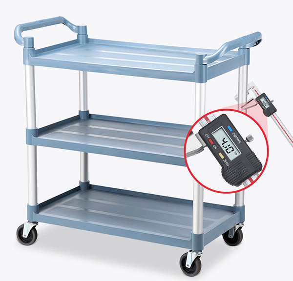 Xe đẩy nhựa hàng nhập khẩu cũng dày dặn hơn