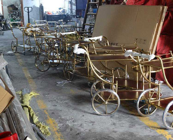 Không nên mua tại đơn vị bán xe chở rượu kém uy tín không có kho hàng, địa chỉ khó tìm kiếm