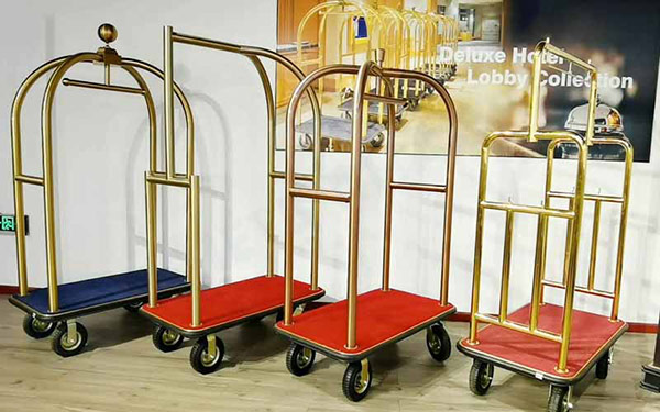 Nên chọn đơn vị bán có sẵn hàng trưng bày và số lượng hàng lớn ở kho