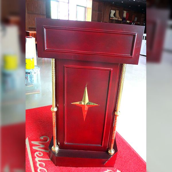 Mẫu bục gỗ thiết kế với tính thẩm mỹ cao