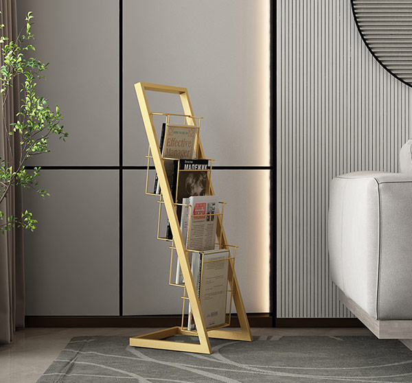 Mẫu kệ đựng sách báo bằng inox mạ vàng có giá cao