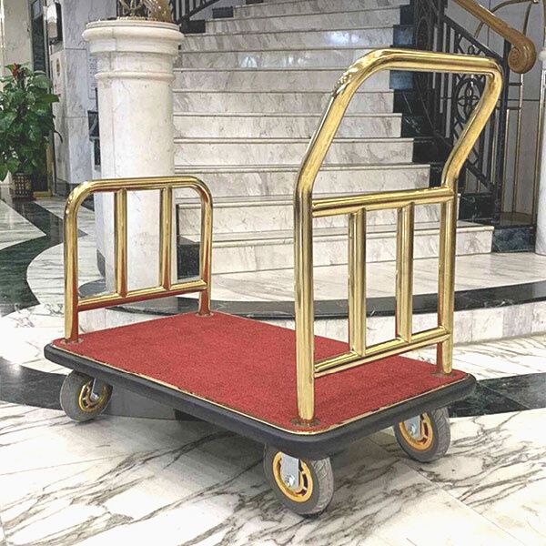 Xe kéo hành lý màu vàng rất sang trọng