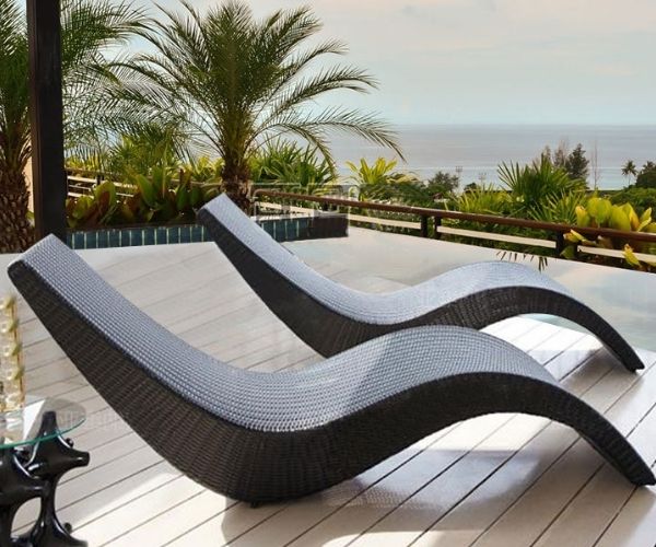 Ghế bể bơi mây nhựa được đánh giá sang và đẹp hơn