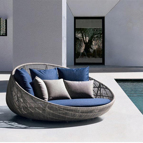 Thiết kế giường tắm nắng không mái che thoáng đãng hơn