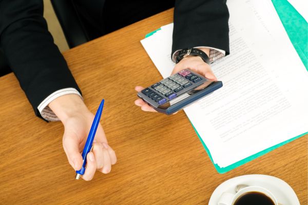 Tính toán kỹ càng từ giá mua đến phương thức thanh toán