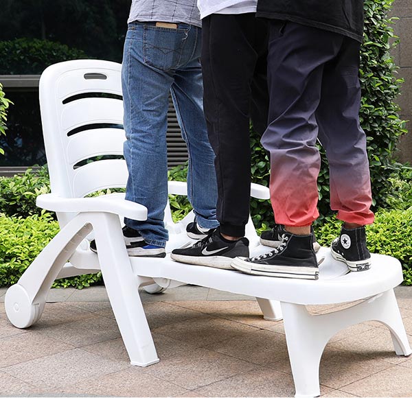 Sử dụng sai cách thì đương nhiên ghế hồ bơi nhanh hỏng