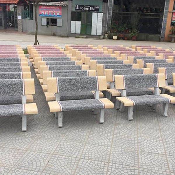 Đặt sản xuất ghế ngoài trời nên đặt số lượng lớn