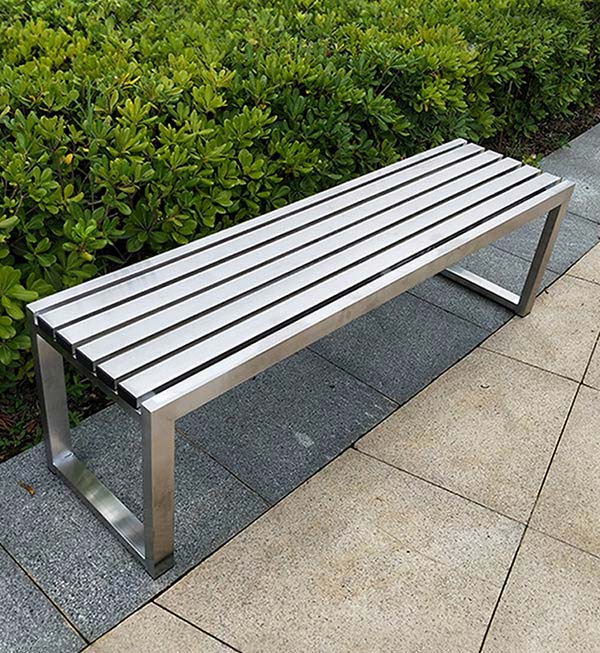 Ghế inox ngoài trời siêu bền, dùng dc khoảng 7-8 năm