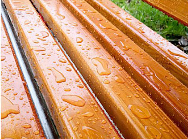 Chất liệu nhựa giả gỗ bền, chống thấm nước