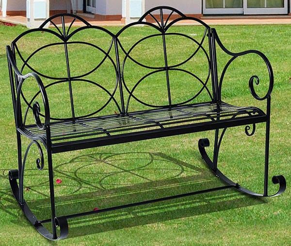 Thị trường Việt rất chuộng ghế công viên nhập khẩu