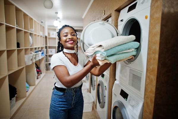 Laundry cần gấp gọn lại đồ vải đã làm sạch