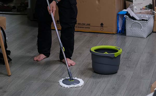 Bộ cây lau nhà được dùng nhiều trong các gia đình