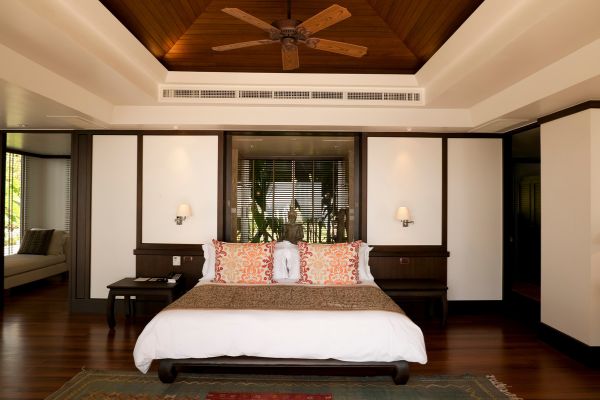 Super king size bed là mẫu giường có kích thước 2m x 2m