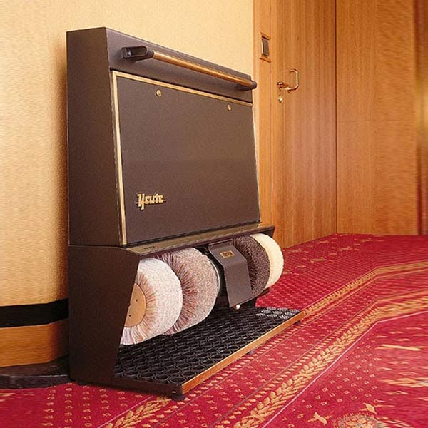 Làm đẹp không gian đặt máy đánh giày hơn