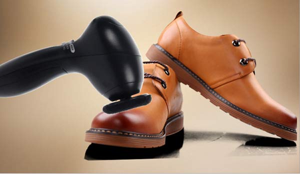 Máy chà giày cầm tay nhỏ nhắn có thể mang theo bên mình