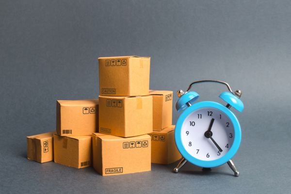 Tuy nhiên việc chờ đợi giao hàng khá là lâu khi mua giường gấp gọn online