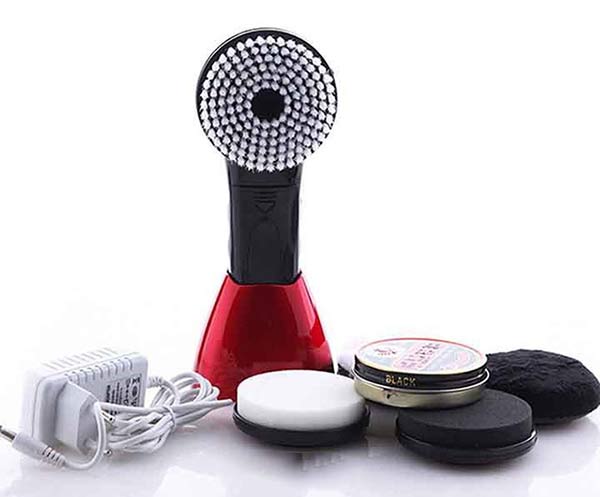 Một bộ máy đánh giày sạc pin