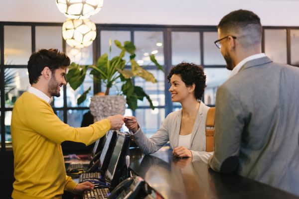 Thanh toán đầy đủ chi phí thuê phòng