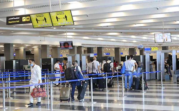 Cột chắn sân bay giúp điều tiết, phân làn hướng đi