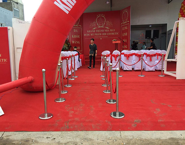 Làm đẹp sự kiện của bạn cùng cột chắn Hành Tinh Xanh