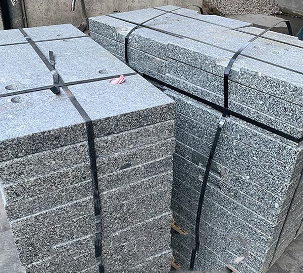 Xưởng sản xuất chân đế dù bằng đá granite