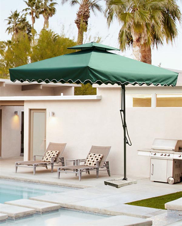 Dù vuông dễ dàng bố trí khi sử dụng