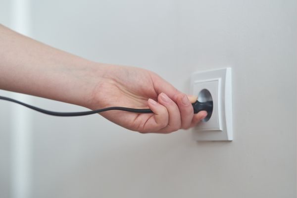 Tốn điện năng tiêu thụ cho ô dù có đèn