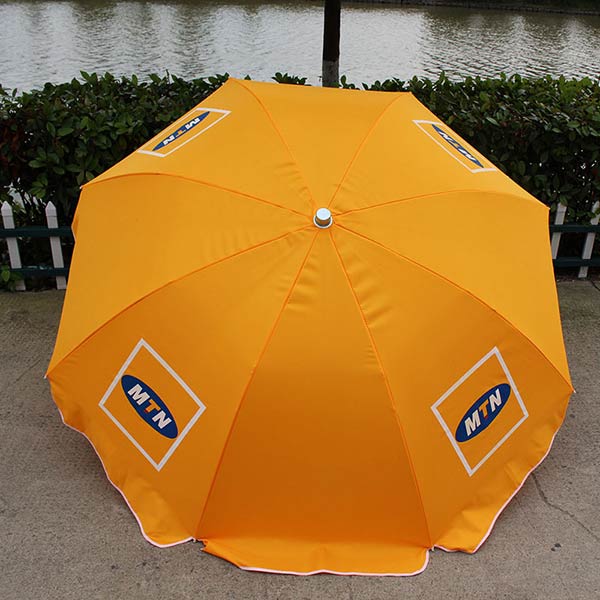 Áo dù dễ rách, bạc màu nên cần phải thay mới