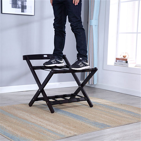 Chất liệu ảnh hưởng khả năng chịu lực nặng của giá kệ