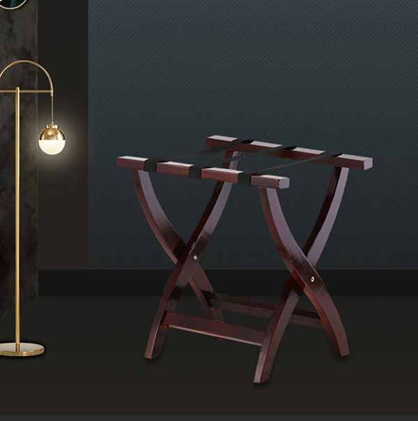 Các khách sạn lớn thường lựa chọn kệ để hành lý làm từ gỗ