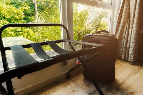 Kệ để hành lý khách sạn