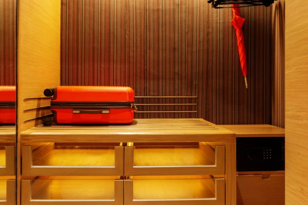 Hãy lựa chọn thiết bị bảo quản hành lý cho khách hàng của mình