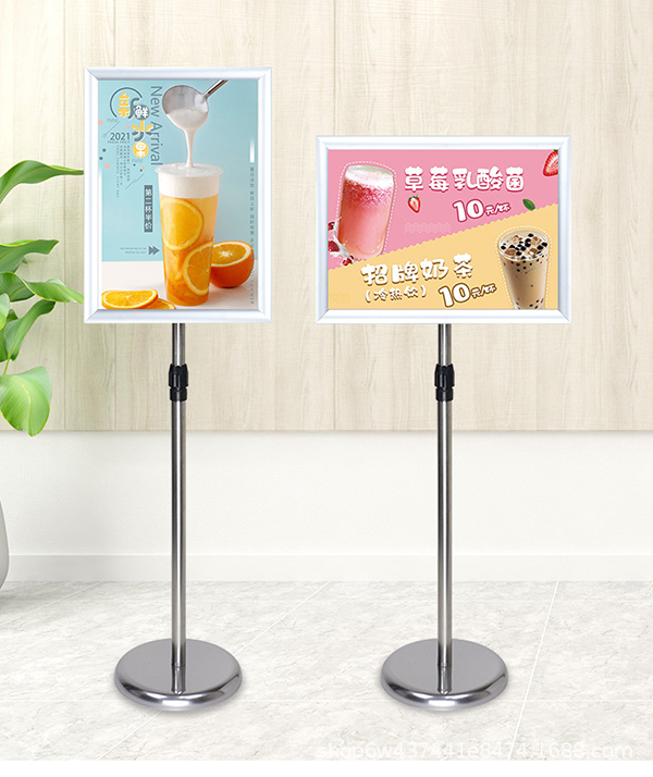 Bảng menu inox đặt sàn dễ di chuyển