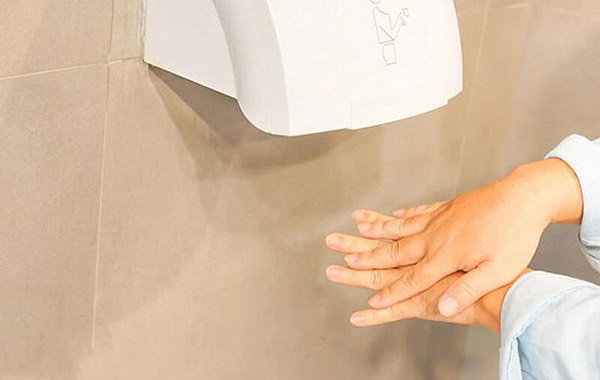 Máy không hoạt động khi đưa tay vào