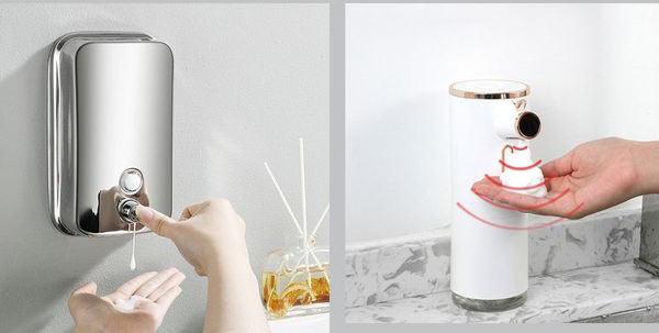 bình đựng nước rửa tay nút nhấn vận hành khác bình cảm ứng