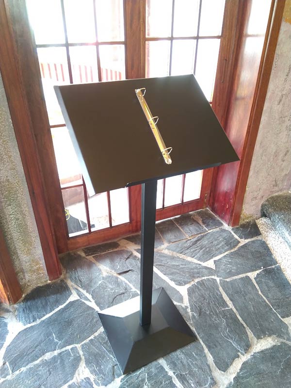 Thiết kế bảng đặt menu đồ ăn