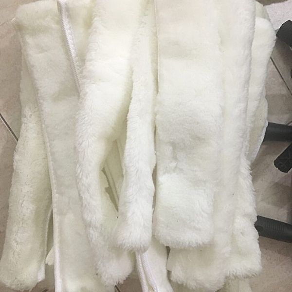 Hành Tinh Xanh có sẵn số lượng lớn bông lau kính thay mới màu trắng