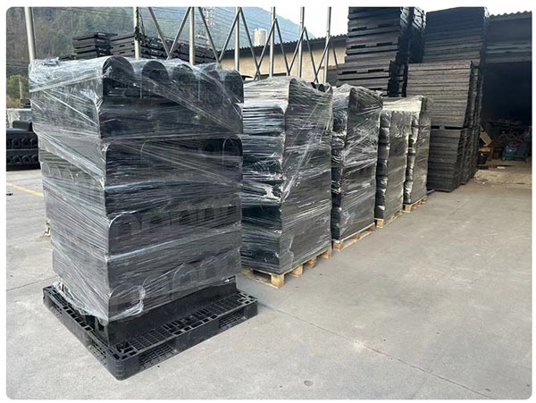 Đệm cao su chống va đập chữ D tại kho Hành Tinh Xanh