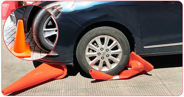 Cọc tiêu nhựa có độ đàn hồi tốt