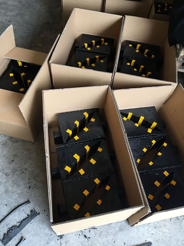 Hành Tinh Xanh - sẵn sàng giao cục chèn bánh xe số lượng lớn