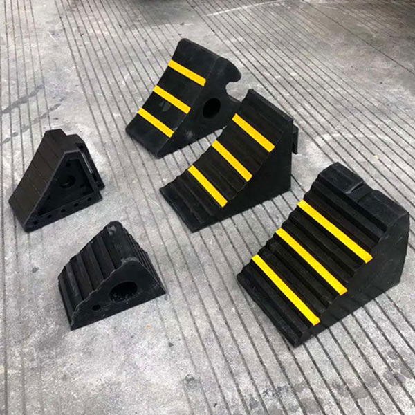 Mẫu mã cao su chặn lùi bánh xe phong phú