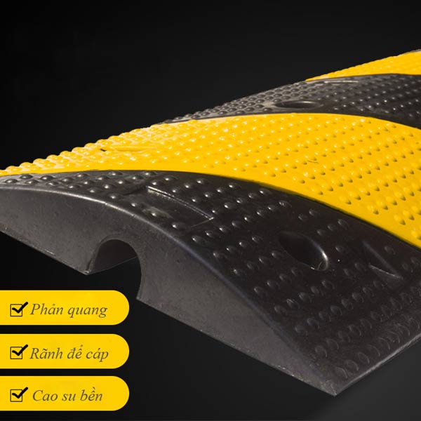 Rảnh kích thước rộng dễ luồn dây cáp điện