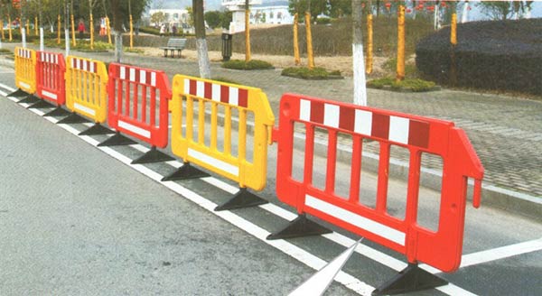 Hàng rào giao thông di động